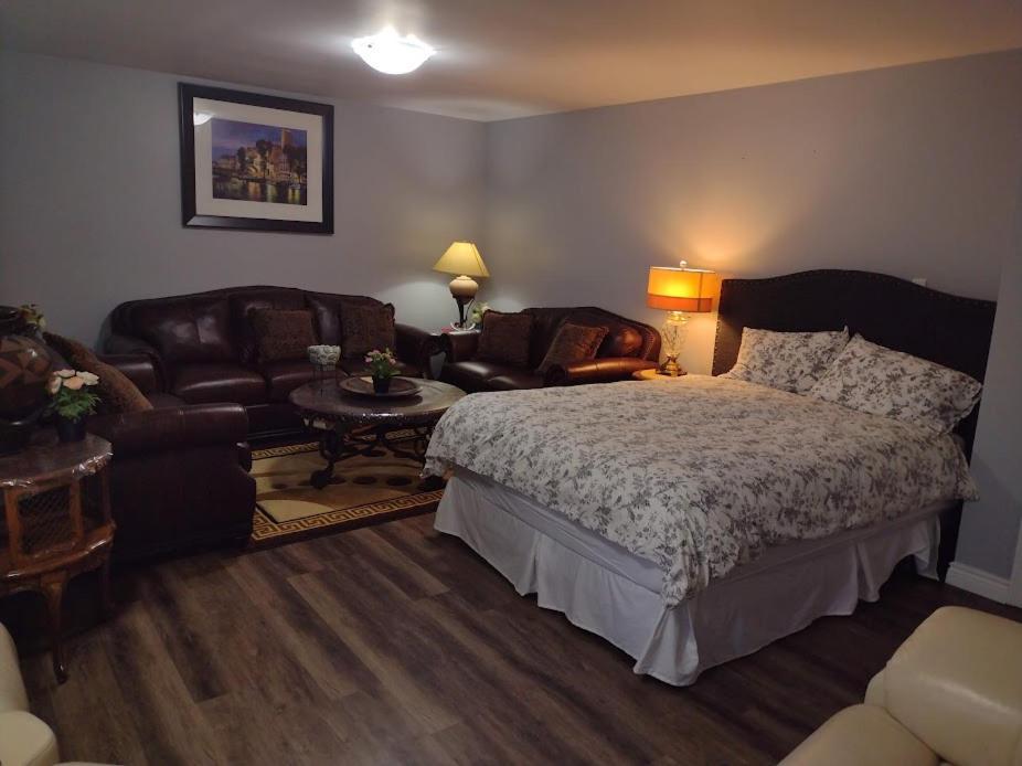 Luxury Suites At Military Trail Toronto Værelse billede